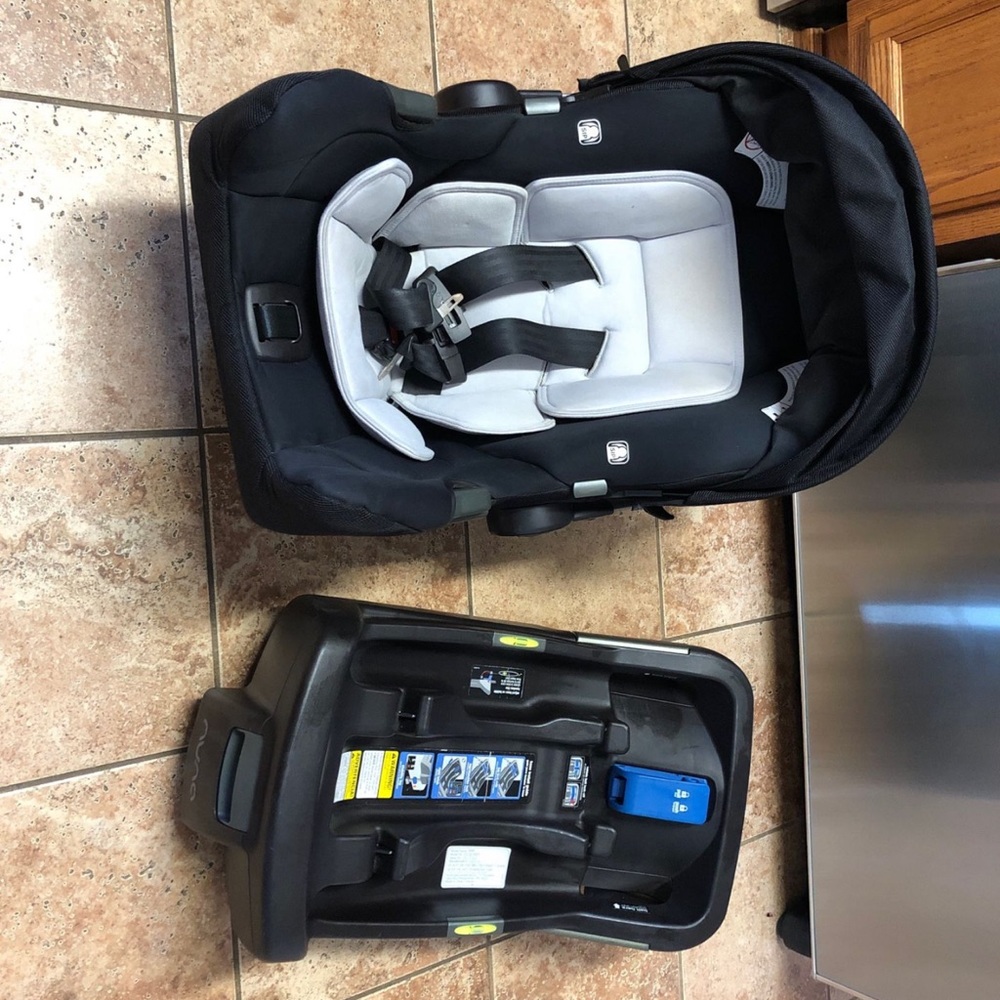 Nuna pipa car seat